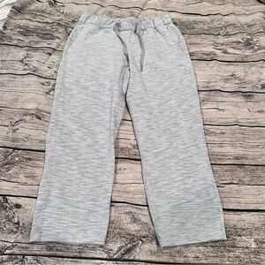 Lululemon On The Fly Crop *23"
Wee Are From Space Nimbus Battleship Size 6